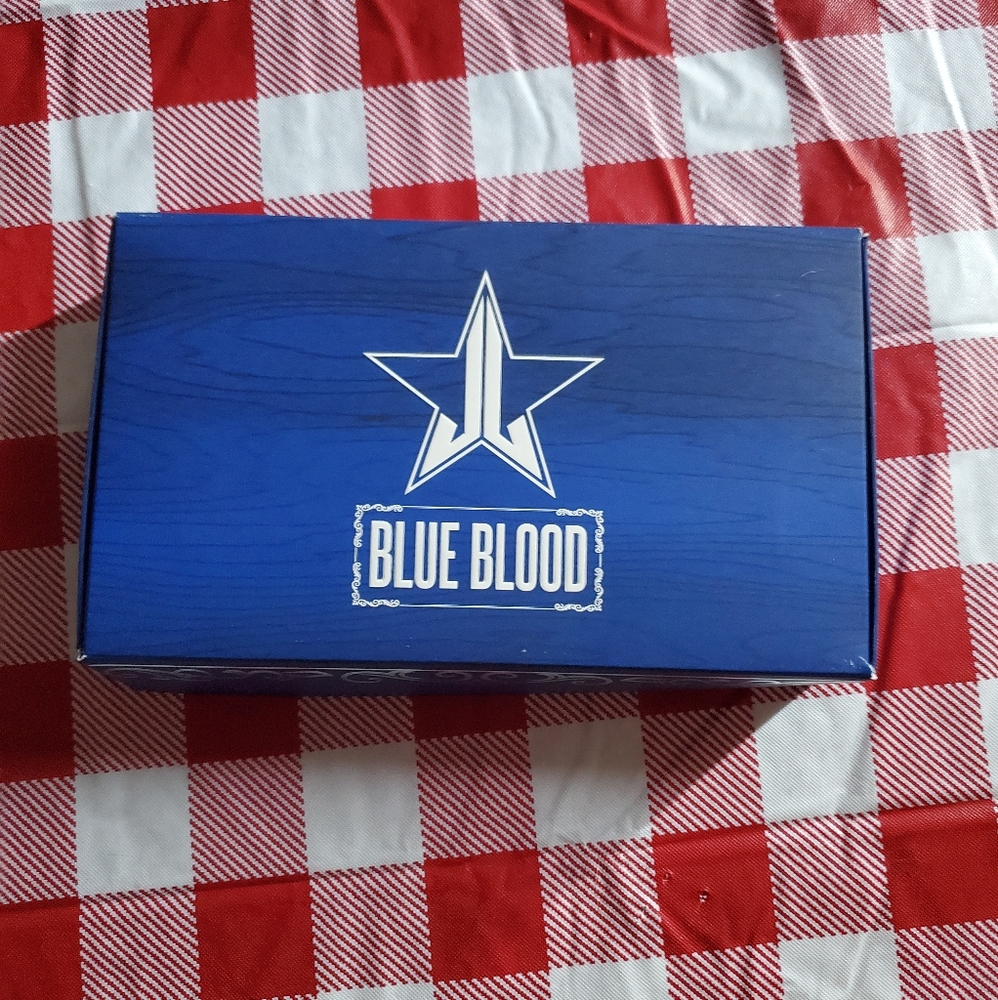 Jeffree Star Blue Blood Palette